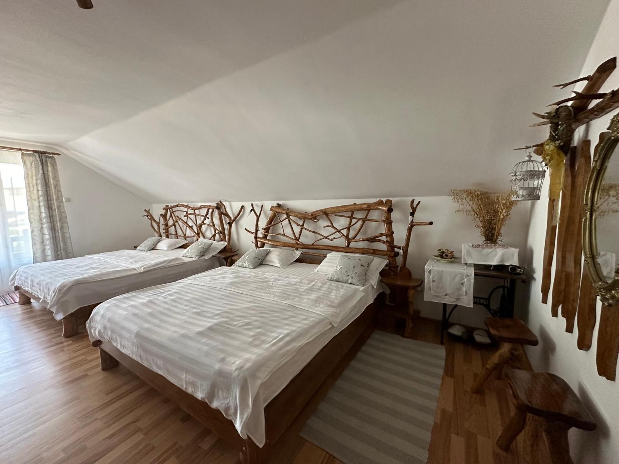 Casa Vlad Hotel Hátszeg Kültér fotó