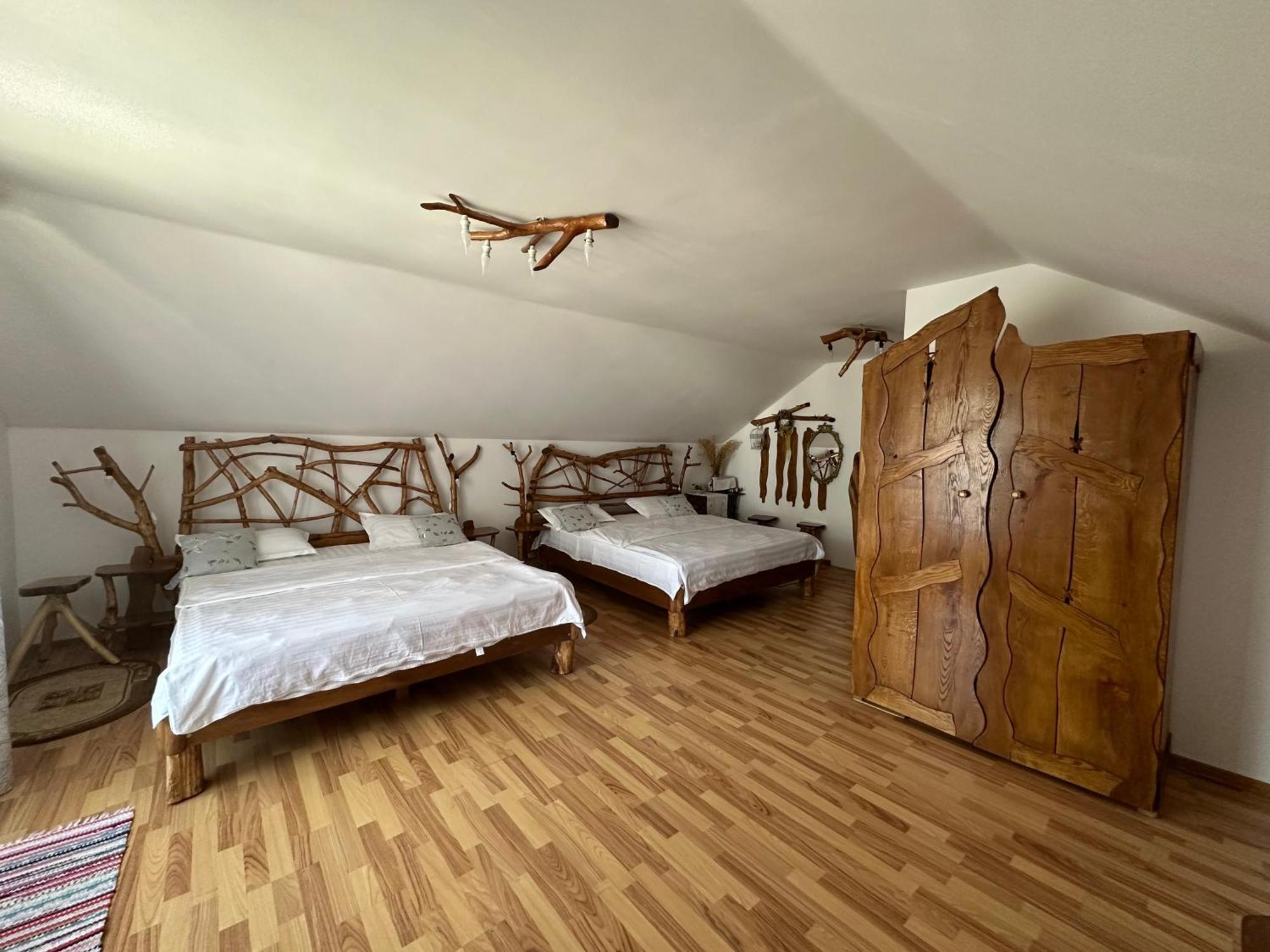 Casa Vlad Hotel Hátszeg Kültér fotó