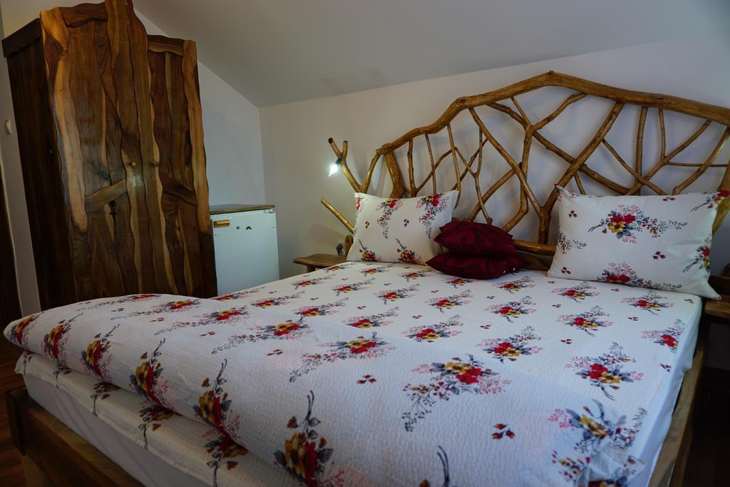 Casa Vlad Hotel Hátszeg Kültér fotó